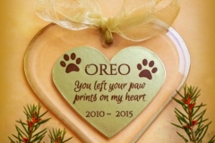 1_Paw-Print-Ornament-2